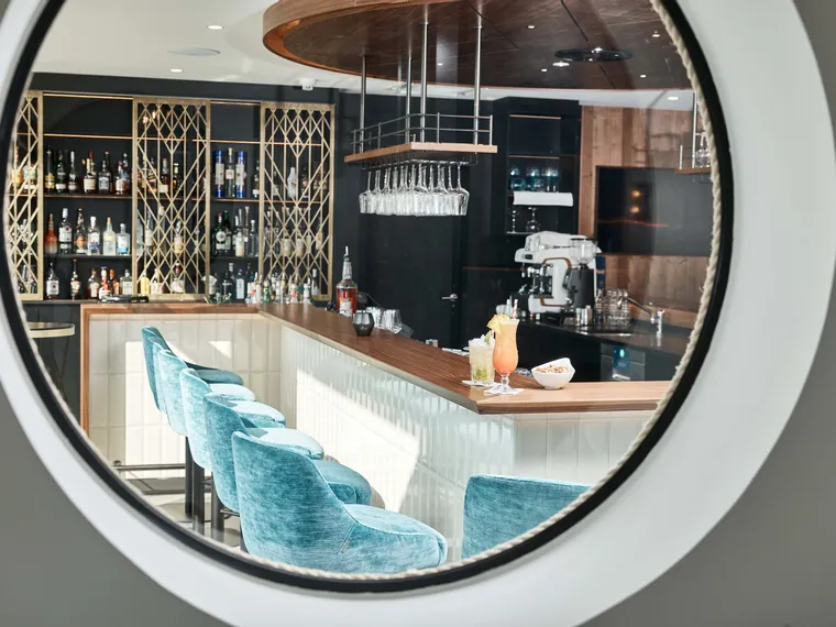 Hotel with bar