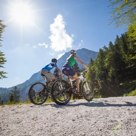 Dreilaender hiking trail Lake Faaker See