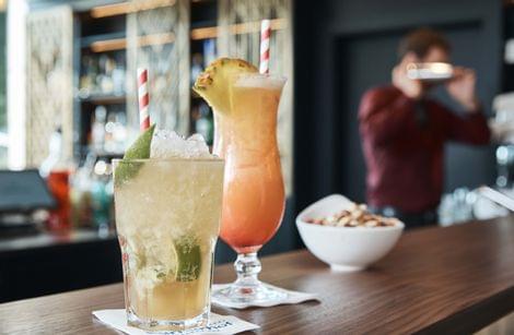 Hotel mit Bar